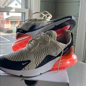 Brand new air max 270’s